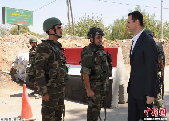 Tổng thống Syria thị sát quân đội ở miền nam Damascus (ảnh tư liệu, nguồn Chinanews)
